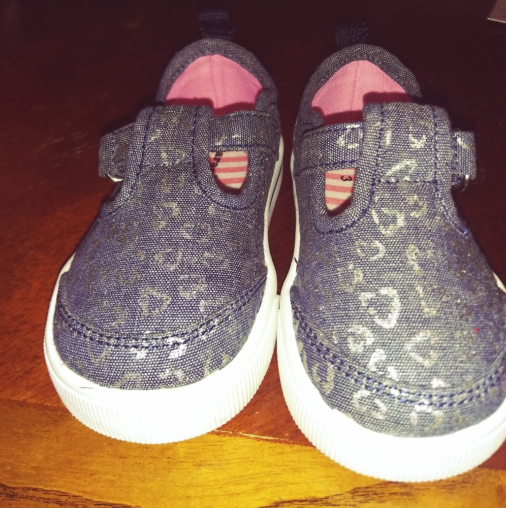 Brand new size 3